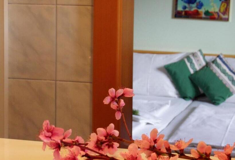 Номер Стандарт, Gartenpension Fischl