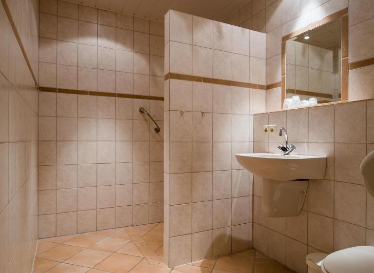 Четырехместный Номер Стандарт, En B&b Erve Bruggert