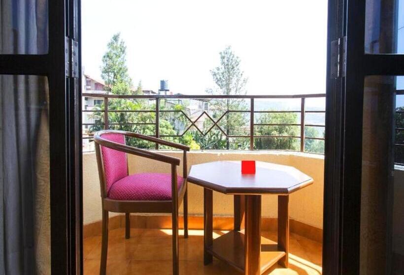 Quarto Estandar Cama King, The Dhanhills   A Valley View Hotel In Panchgani