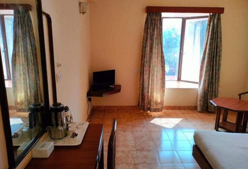 Quarto Familiar, The Dhanhills   A Valley View Hotel In Panchgani