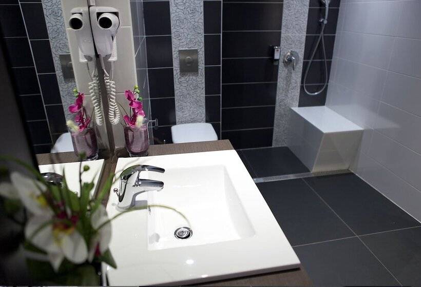 Полулюкс Одноместный с Террасой, & Spa Gil De France Cap D Agde