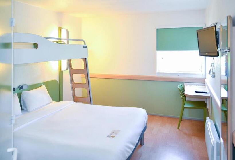Номер Стандарт Трехместный, Ibis Budget Aix Les Bains  Gresy