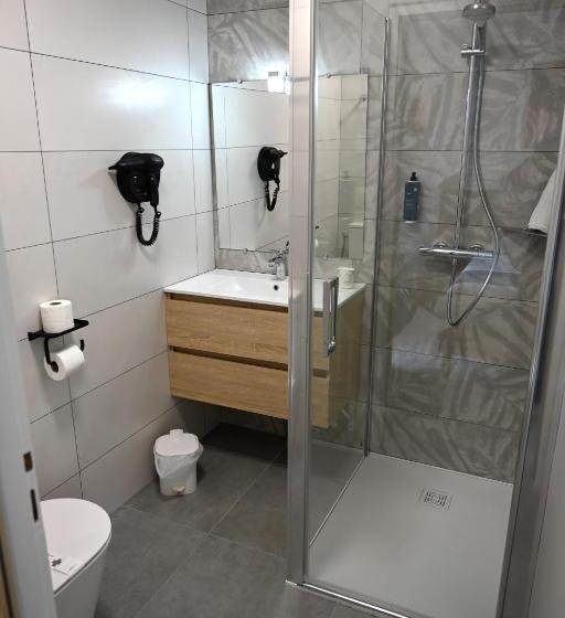 Семейный Номер, Cit Hotel Les Eleis