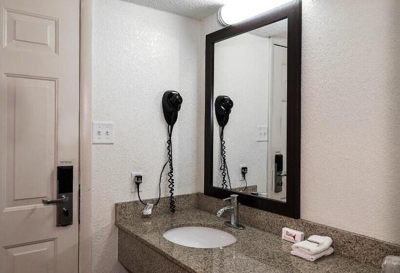 Номер Superior Кровать Кинг, Red Roof Inn Lancaster  Strasburg