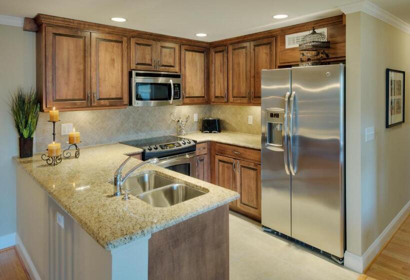 Люкс 2 Спальни, The Residences At Biltmore   Asheville