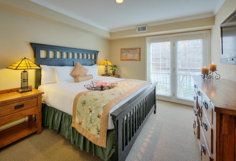 Люкс 3 Спальни, The Residences At Biltmore   Asheville