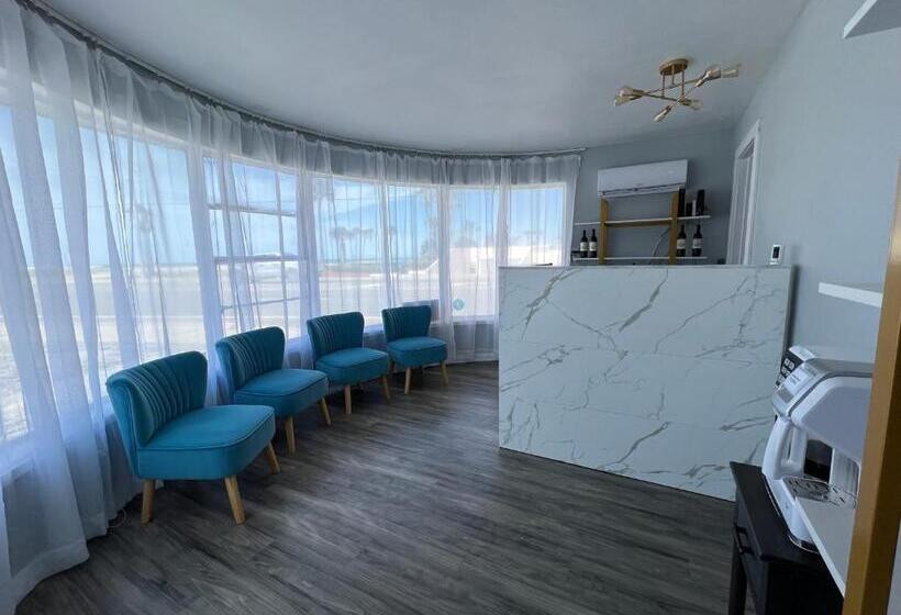 استودیوی استاندارد, 1915 Beach Club