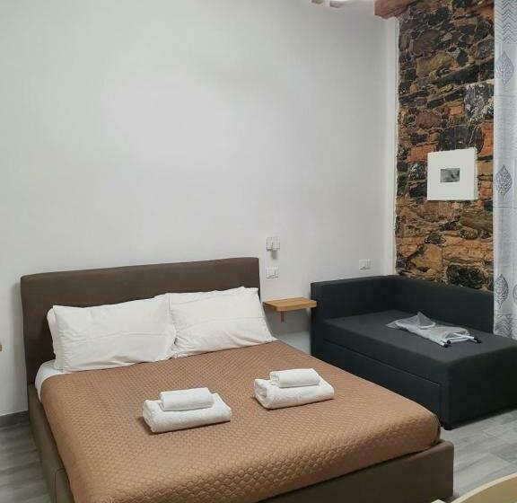 اتاق راحتی سه تخته, 5 Terre Station Rooms