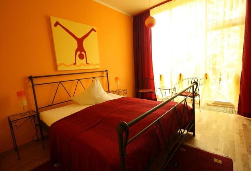 Номер Стандарт, Arthotel Landhaus Zur Alten Gärtnerei