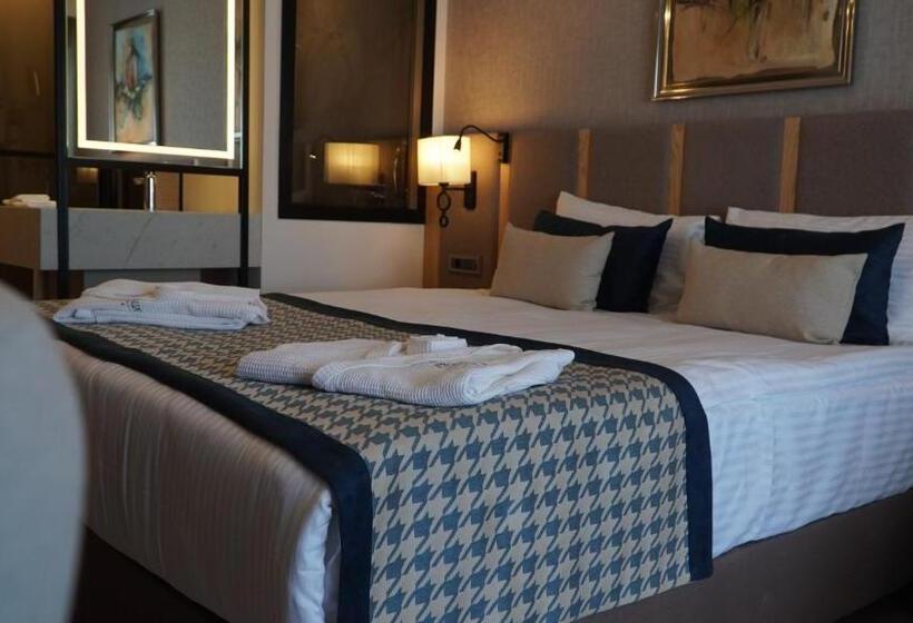 اتاق استاندارد با تخت بزرگ, Sunthalia Hotels & Resorts Ultra All Inclusive Adults Only Party