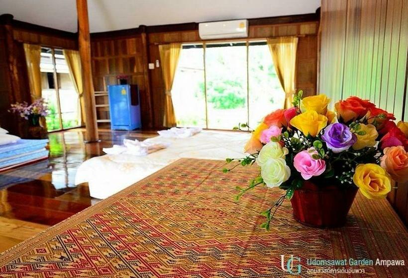 اتاق لوکس, บ้านสวนอุดมสวัสดิ์ อัมพวา