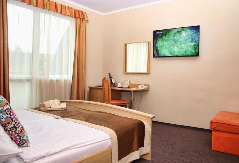 4인용 수피리어 룸, Alfa Hotel & Wellness Miskolctapolca