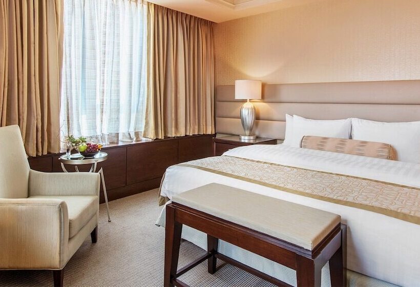 اتاق پرمیوم, Crimson Hotel Filinvest City, Manila