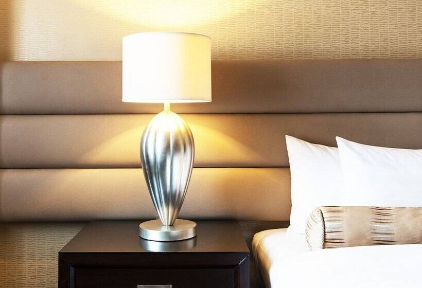 اتاق پرمیوم, Crimson Hotel Filinvest City, Manila