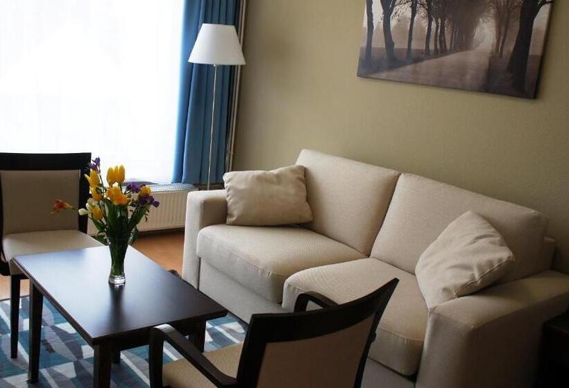 Апартаменты 1 Спальня с Балконом, Holiday Club Füred