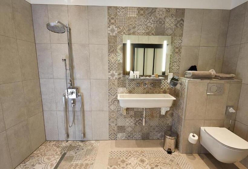 سوییت جونیور, The Originals Hôtel Le Cise Restaurant Chambres Et Suites