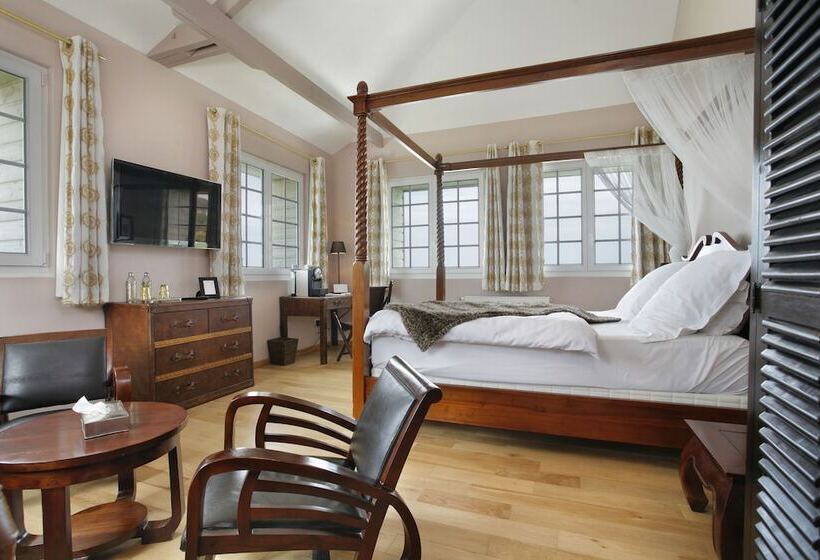 سوییت جونیور, The Originals Hôtel Le Cise Restaurant Chambres Et Suites