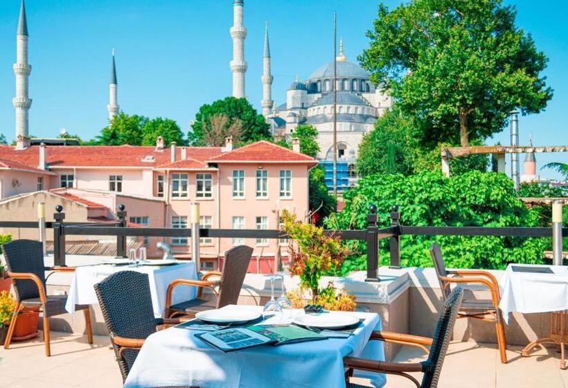 اتاق استاندارد سه نفره, Sarnic Hotel & Sarnic Premier