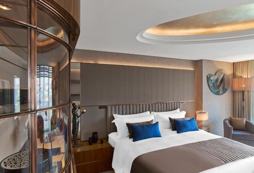 Superior Room with Balcony, The St. Regis Istanbul