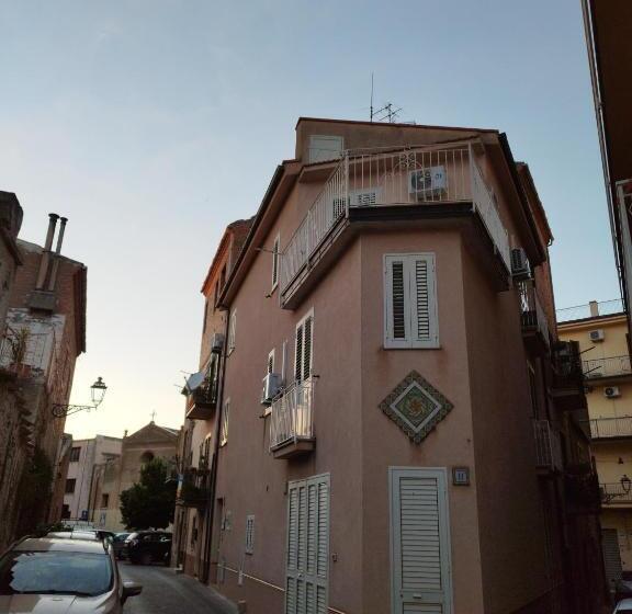 اتاق استاندارد, L Angolo Di Sarah