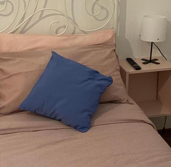 اتاق اکونومی, Il B&b Dei Viaggiatori