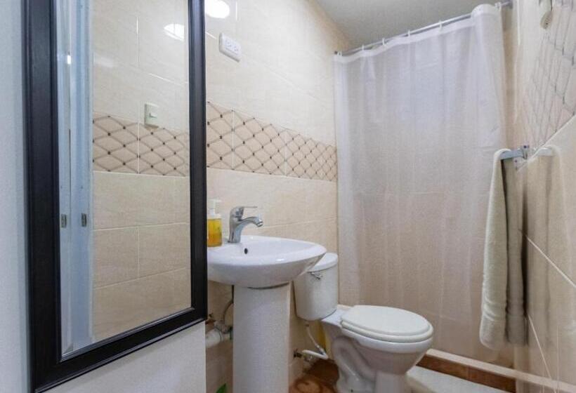 اتاق استاندارد, Room In Guest Room   Nice 1br 1bt With Common Picuzzi