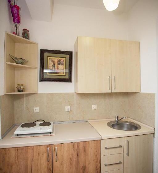 آپارتمان 1 خوابه با تراس, Apartments Jelena Ulcinj