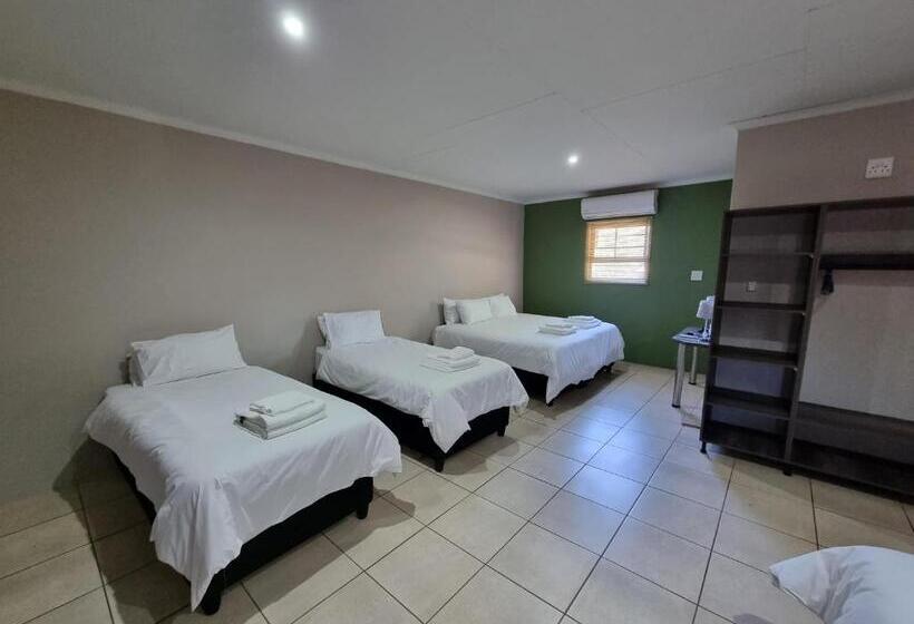 Family Suite, Pro Plants Accommodation