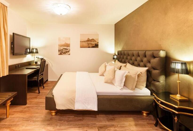 اتاق استاندارد با تخت دو نفره بزرگ, Business Hotel First