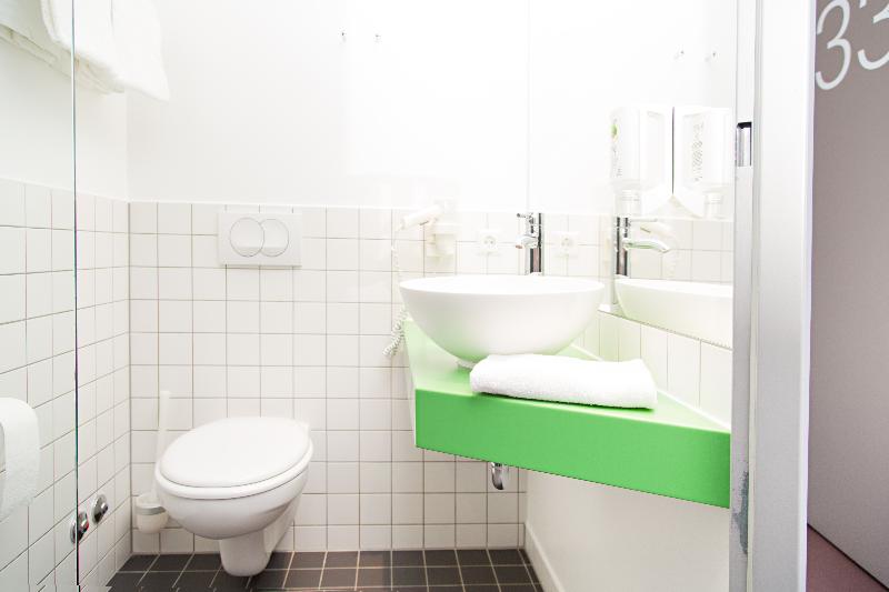 Номер Стандарт Трехместный, B&b Hotel Salzburg Süd