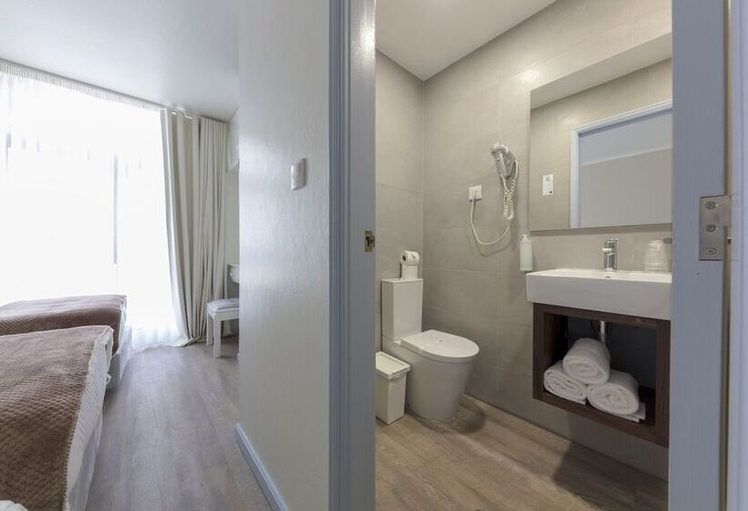 Номер Стандарт Трехместный, D' El Rei B&b