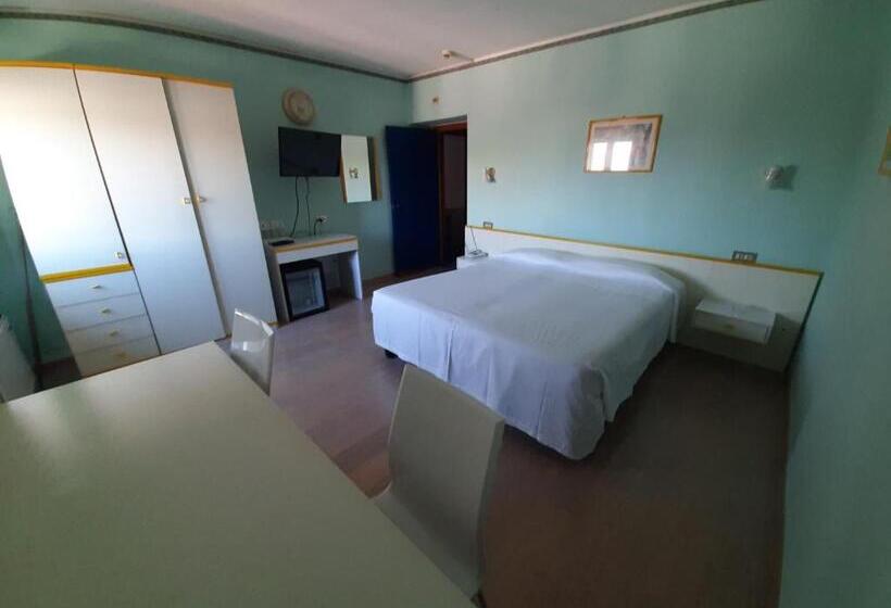 スタンダード４人部屋, Elba