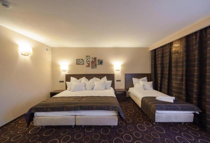 غرفة كومفورت ثلاثية, Zimnik Luksus Natury Spa & Wellness