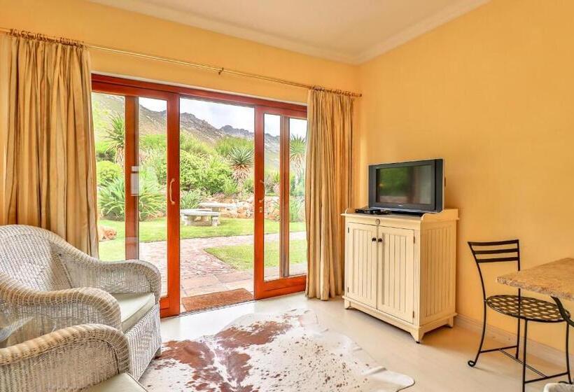 Номер Deluxe Вид на Горы, Apricot Gardens Guesthouse