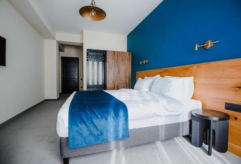 اتاق لوکس با بالکن, Suatis Resort Kazbegi