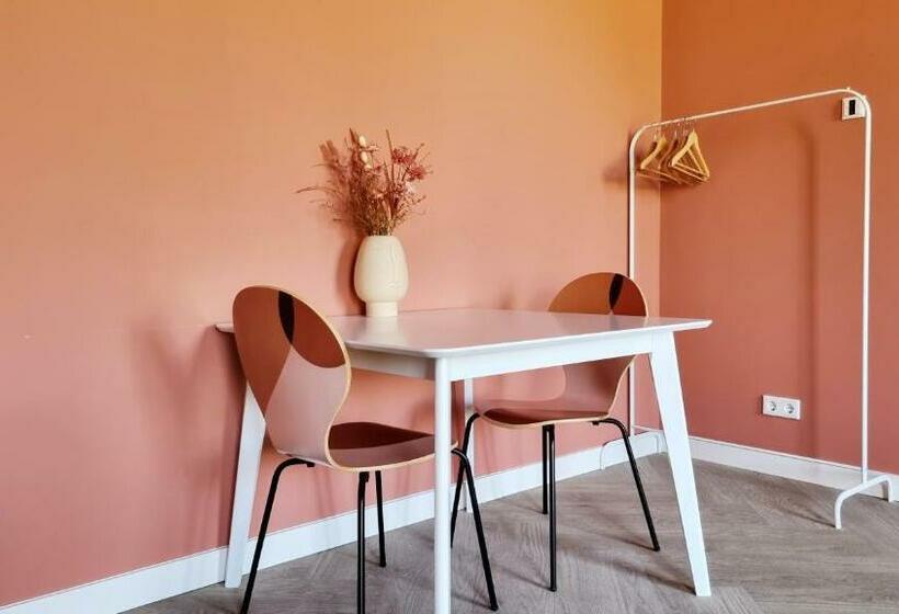 اتاق لوکس, B&b Huis Der Boede