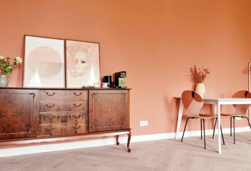 اتاق لوکس, B&b Huis Der Boede