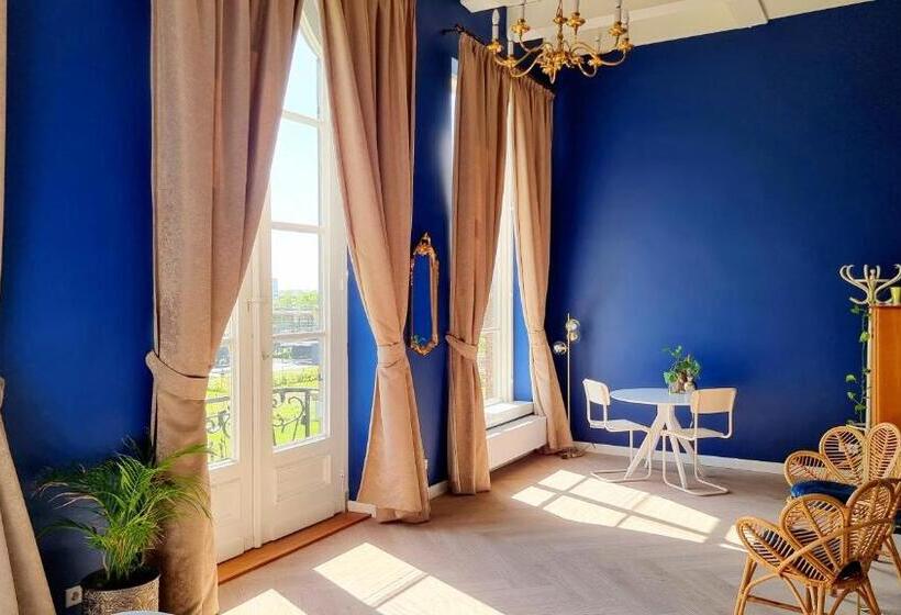 اتاق لوکس با تخت بزرگ, B&b Huis Der Boede