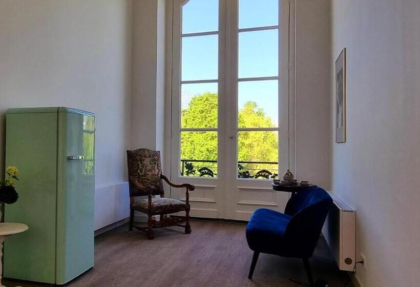 اتاق لوکس, B&b Huis Der Boede