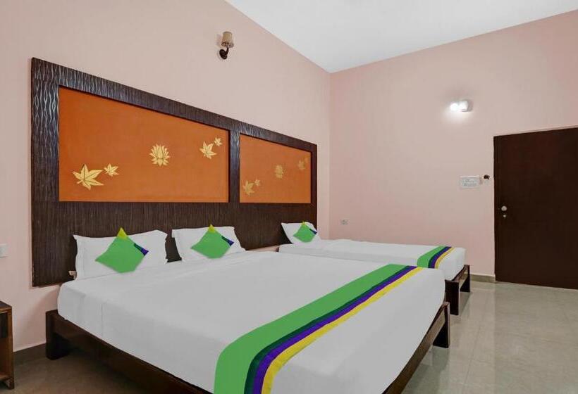 豪华三人间, Grand Jp Inn Near 2 Km From Gundlupet Bus Stand