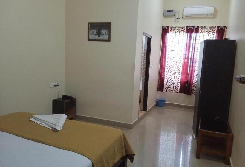 豪华房间, Grand Jp Inn Near 2 Km From Gundlupet Bus Stand