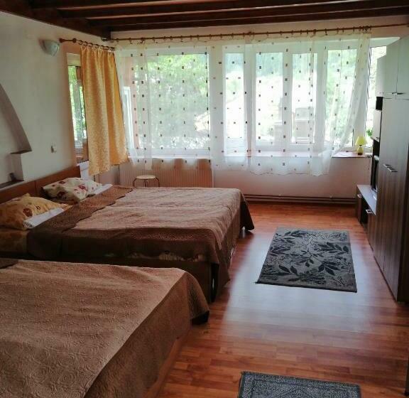 Economy Quadruple Room, Casa Ddm Daniel