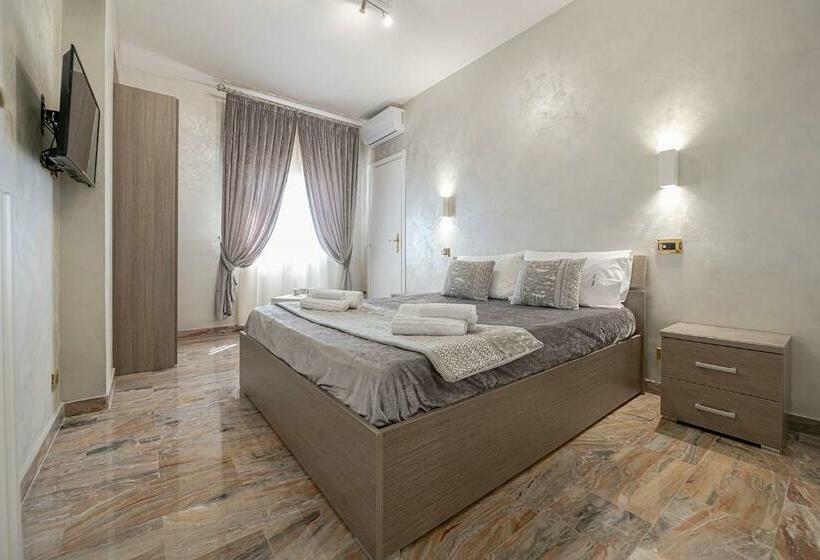 اتاق لوکس با چشم‌انداز دریا, Domus Aurea