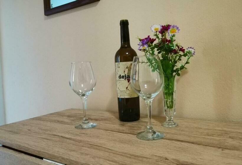 Апартаменты 1 Спальня с Балконом, Guest House 51