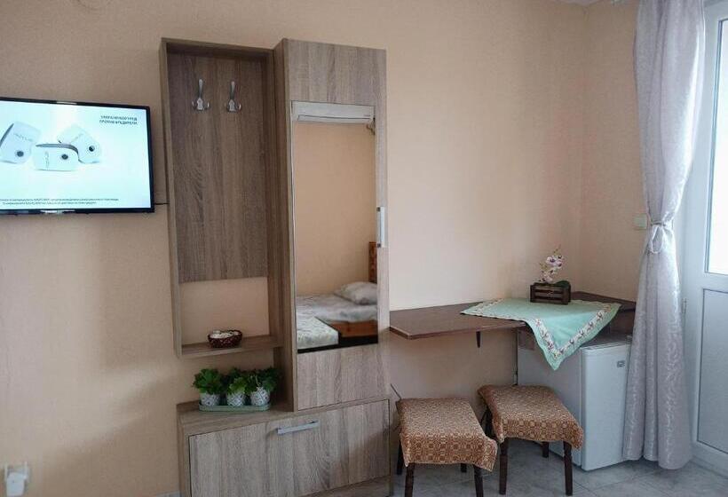 Номер Стандарт с Балконом, Guest House 51