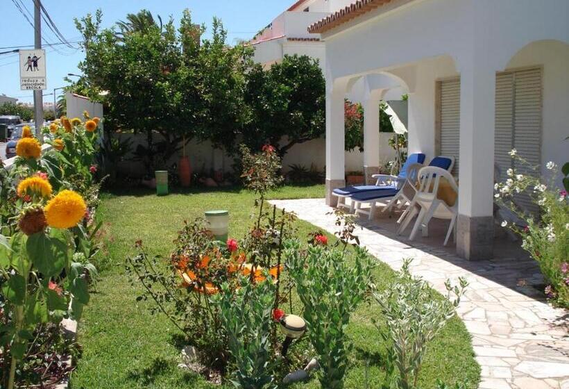 Quarto Estandar Vista Jardim, Lemon Tree Relaxing Guesthouse