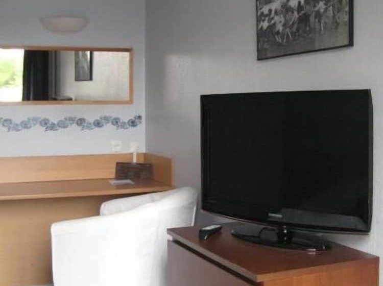 Номер Стандарт, Hôtel Le Domino