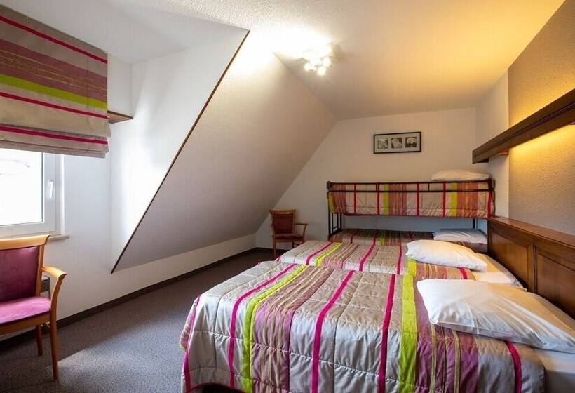 四人标准间, Hôtel Restaurant Et Spa Au Tilleul