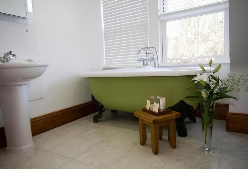 Suite, Stocks