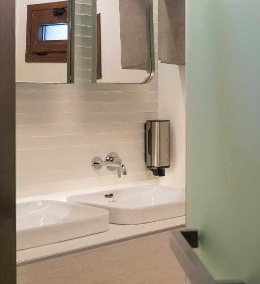 سوئیت جونیور با ماساژ آبی, Tsikeli Boutique Hotel Meteora   Adults Friendly